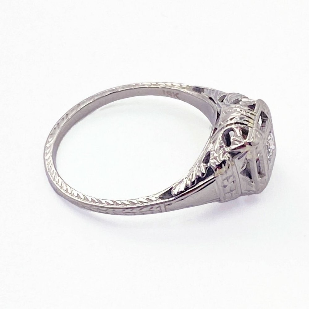 Vintage Estate 18k White Gold Diamond Art Deco Filigree Ring - Picture 2 of 5